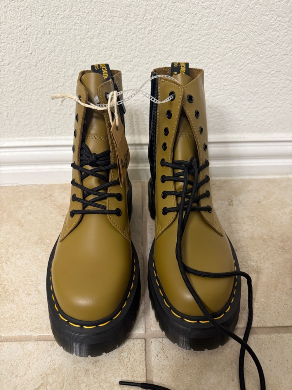 Dr. Martens Jadon Boot smooth leather Platforms- Antique Olive - Picture 3 of 8